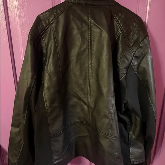 a.n.a Black Quilted Bomber Jacket - Picture 4 of 4